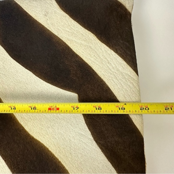 Cowhide Fur Leather Cover Case Pillow Western Southwestern 20" X 12.5" Set of 2 - Picture 3 of 7